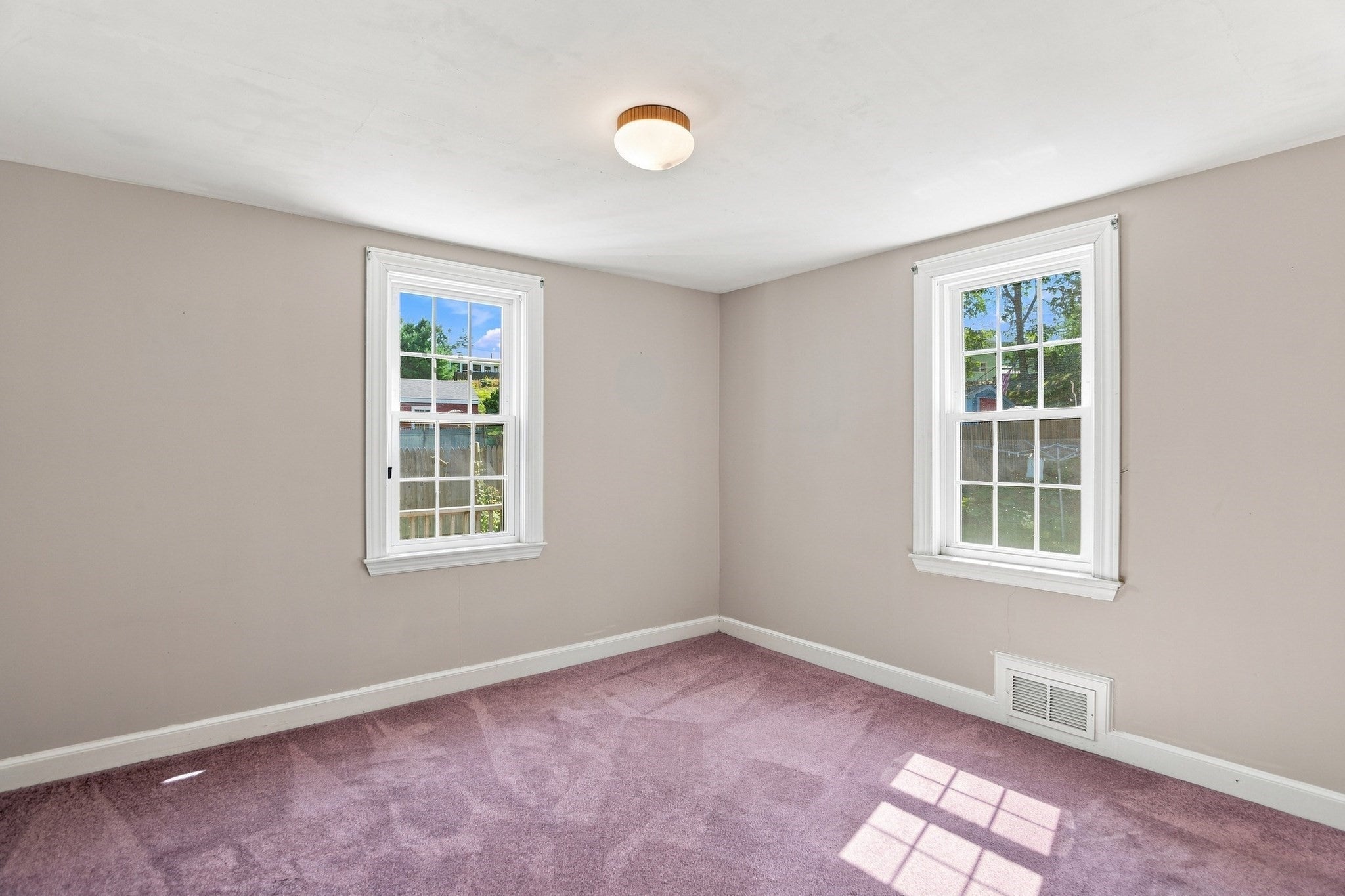 23 Mayflower Road, Woburn, MA, 23 Mayflower Road, Woburn, MA Photo #27
