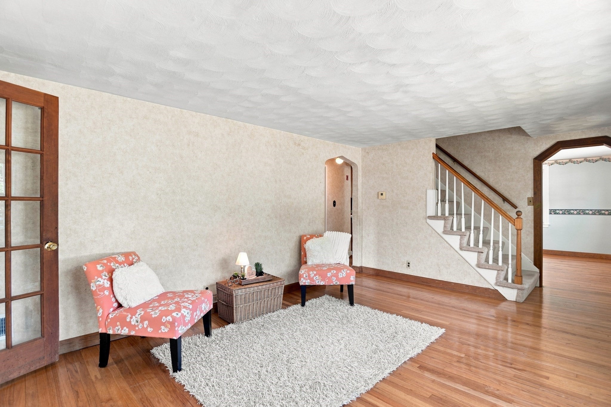 23 Mayflower Road, Woburn, MA, 23 Mayflower Road, Woburn, MA Photo #3