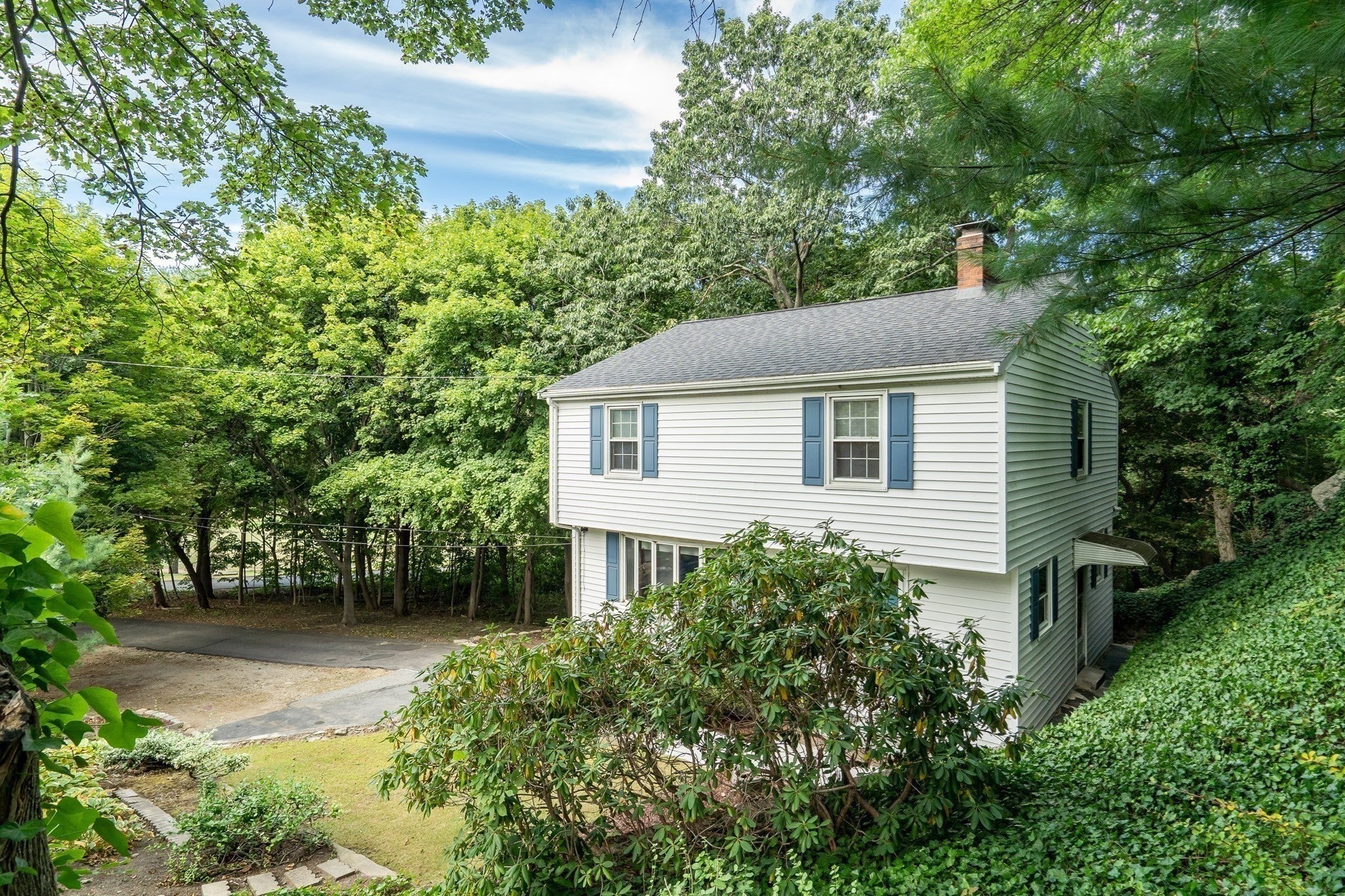 6 Longhill Road