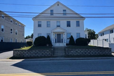 Photo of 61 Plain St #1R, Taunton, MA 02780 (MLS # 73481535)