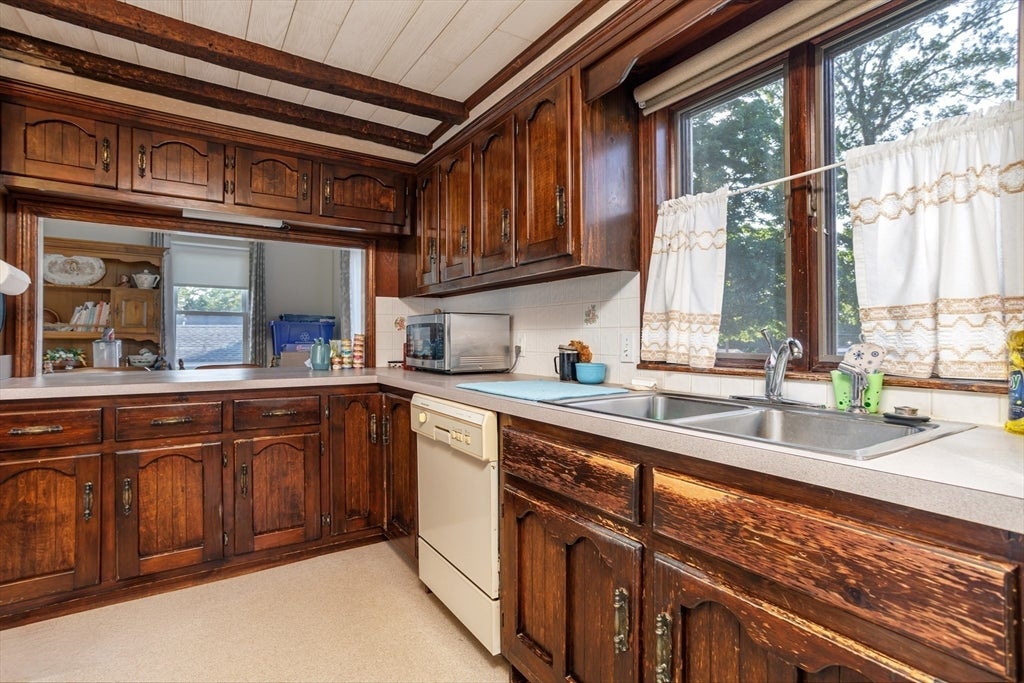 38 Woodland St, Methuen, MA, 38 Woodland St, Methuen, MA Photo #15