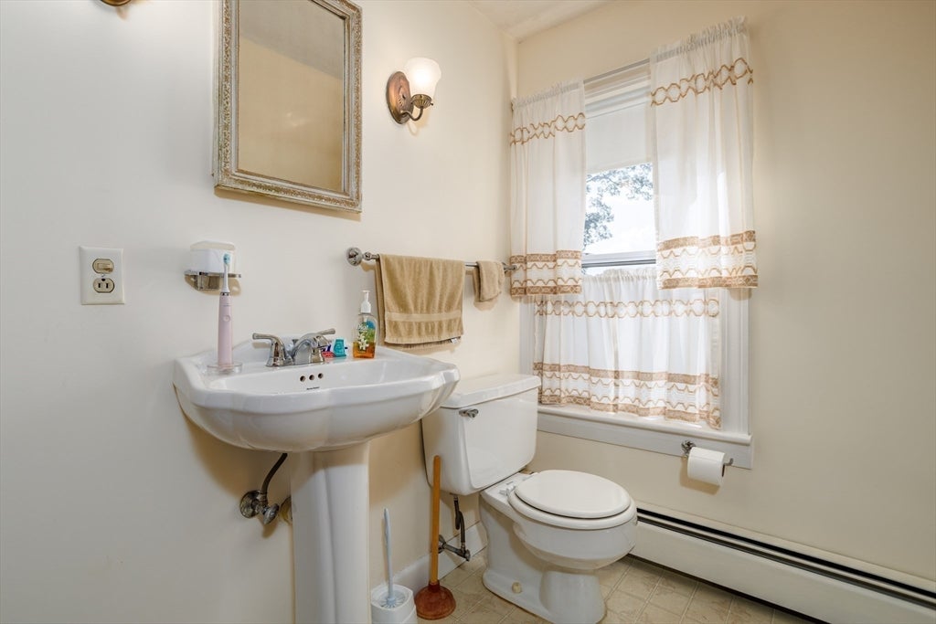 38 Woodland St, Methuen, MA, 38 Woodland St, Methuen, MA Photo #11
