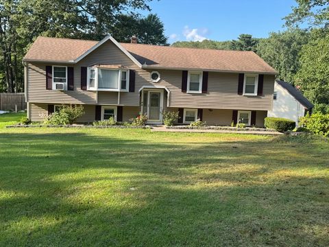 39 Scenic Ave Webster MA 01570