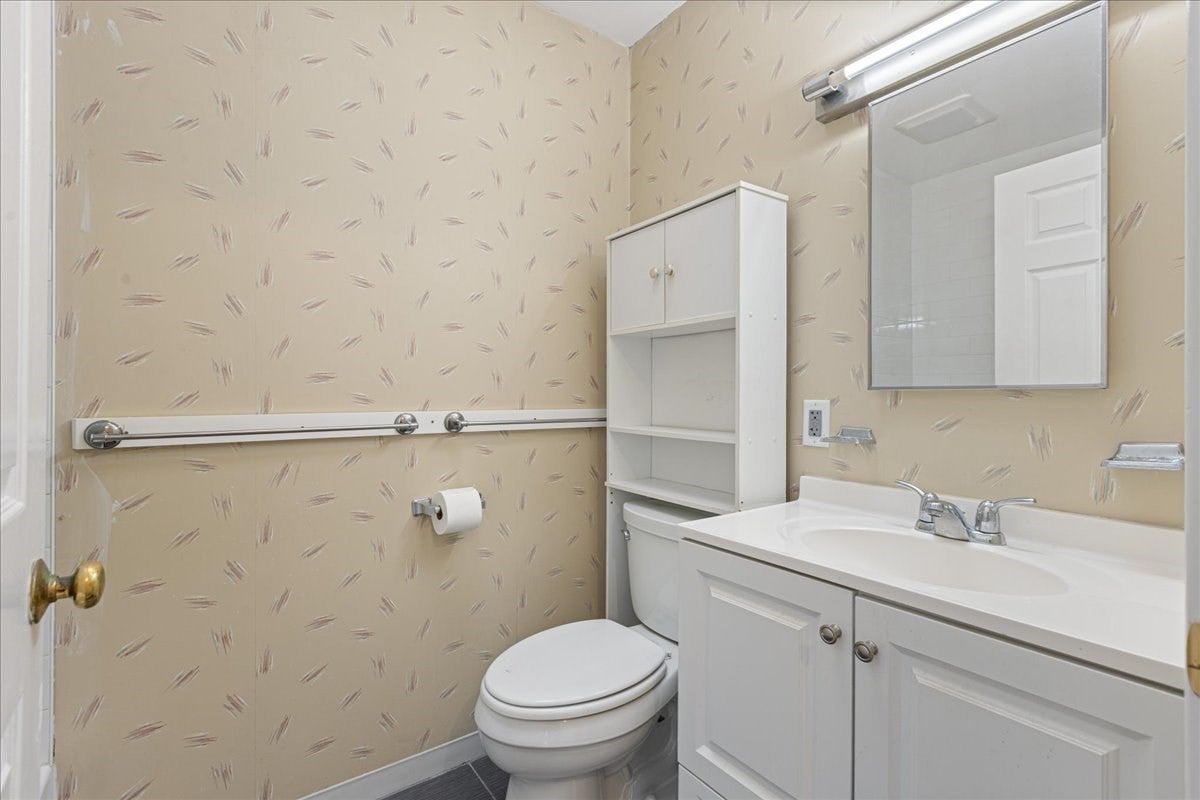 15 Ocean Ave #203, Winthrop, MA, 15 Ocean Ave #203, Winthrop, MA Photo #18