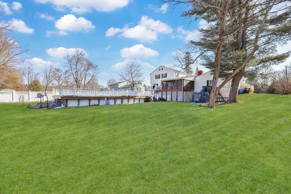 Wilbraham, Massachusetts 01095, United States, 4 Bedrooms Bedrooms, ,2 BathroomsBathrooms,Residential,Contingent,90948