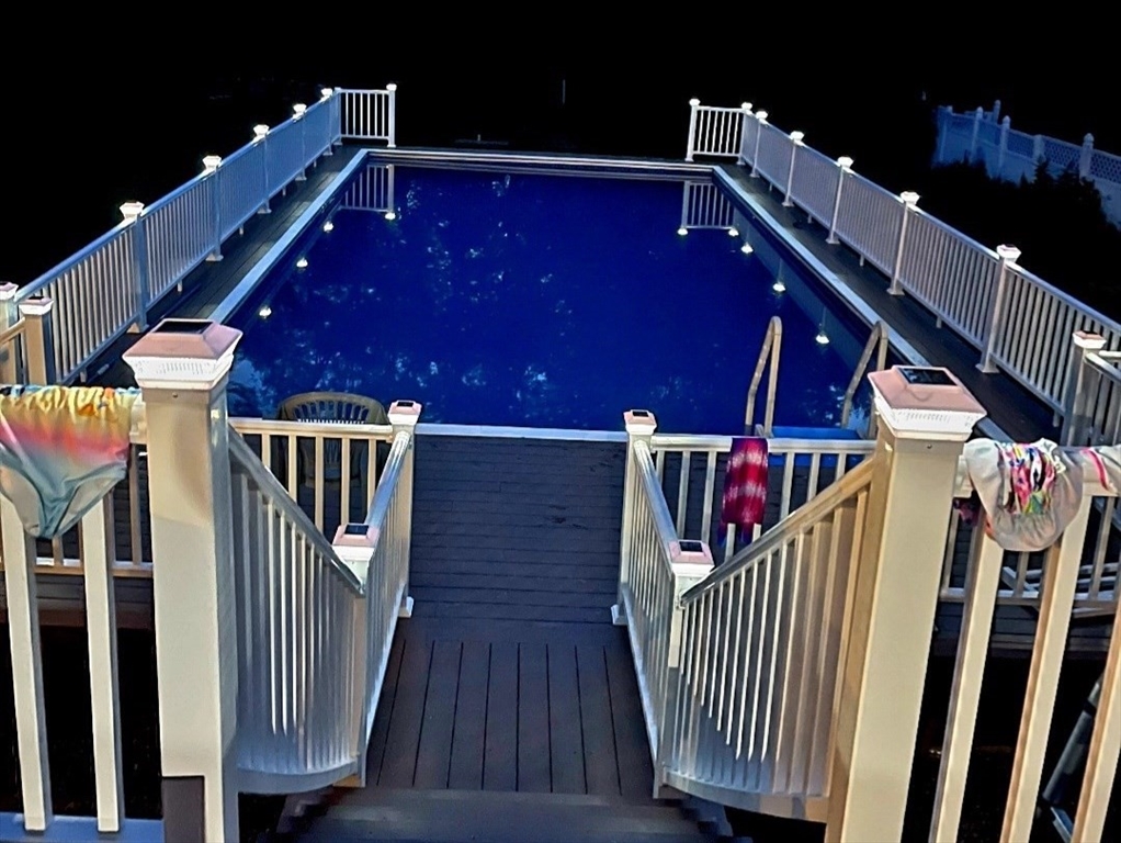 Wilbraham, Massachusetts 01095, United States, 4 Bedrooms Bedrooms, ,2 BathroomsBathrooms,Residential,Contingent,90948