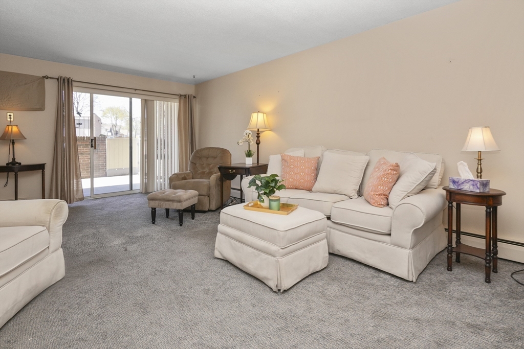 68 Main St 16C