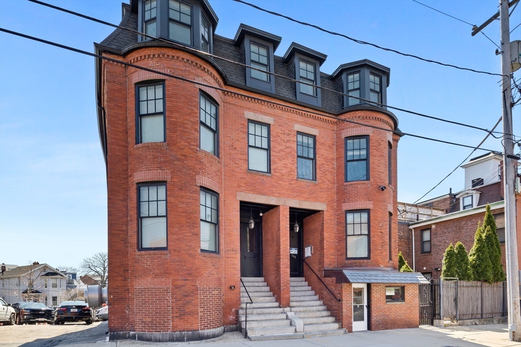 103-105 Broadway