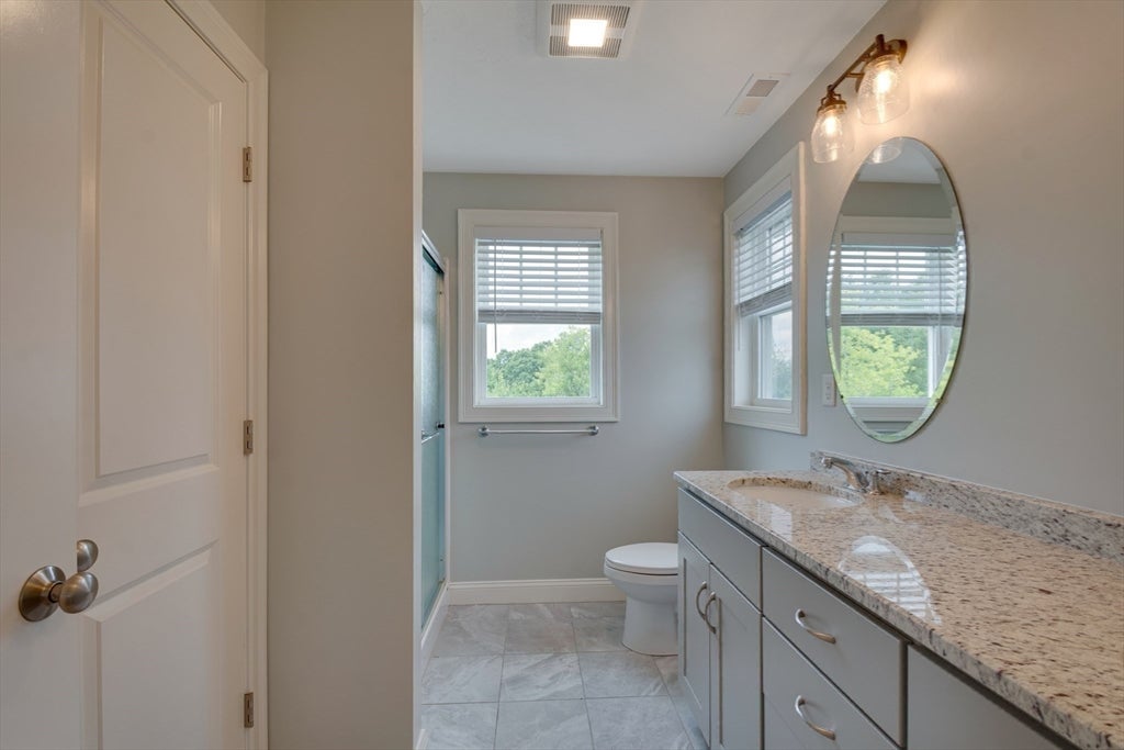 1202 Hazelwood Way #1202, Clinton, MA Photo #19