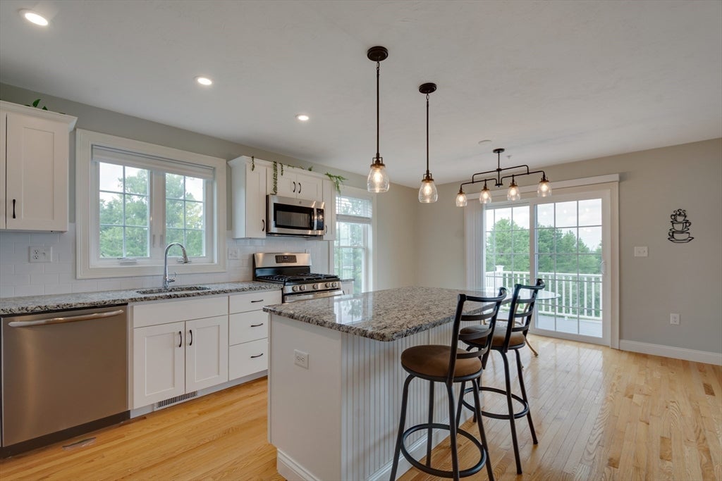 1202 Hazelwood Way 1202