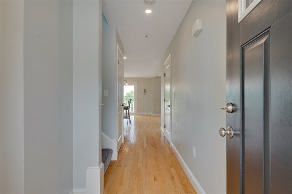 1202 Hazelwood Way 1202