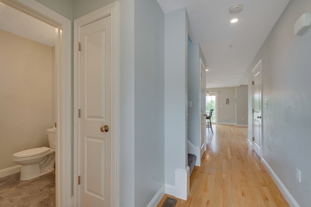 1202 Hazelwood Way #1202, Clinton, MA Photo #24