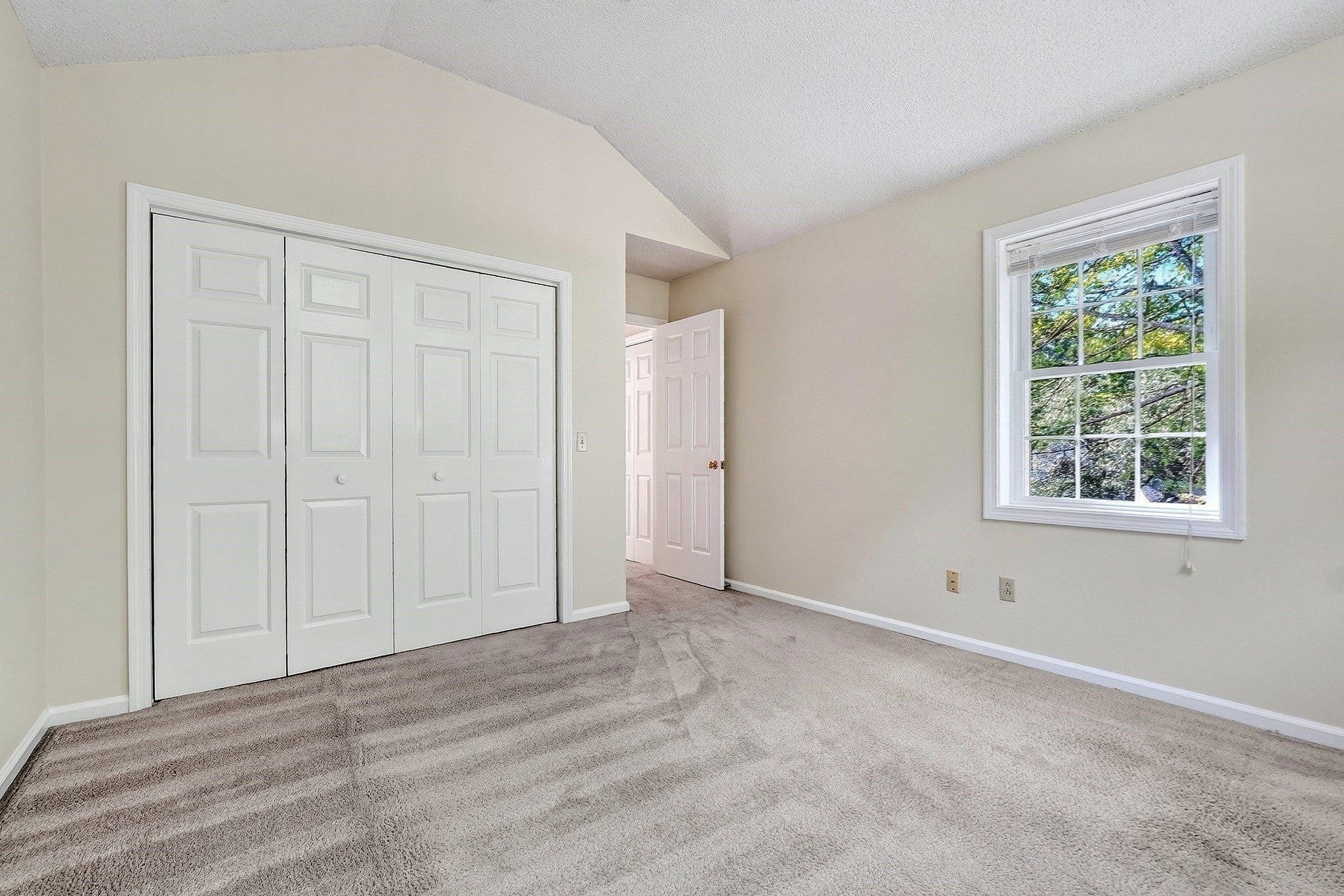 18 Knollwood Court #18, Burlington, MA, 18 Knollwood Court #18, Burlington, MA Photo #15
