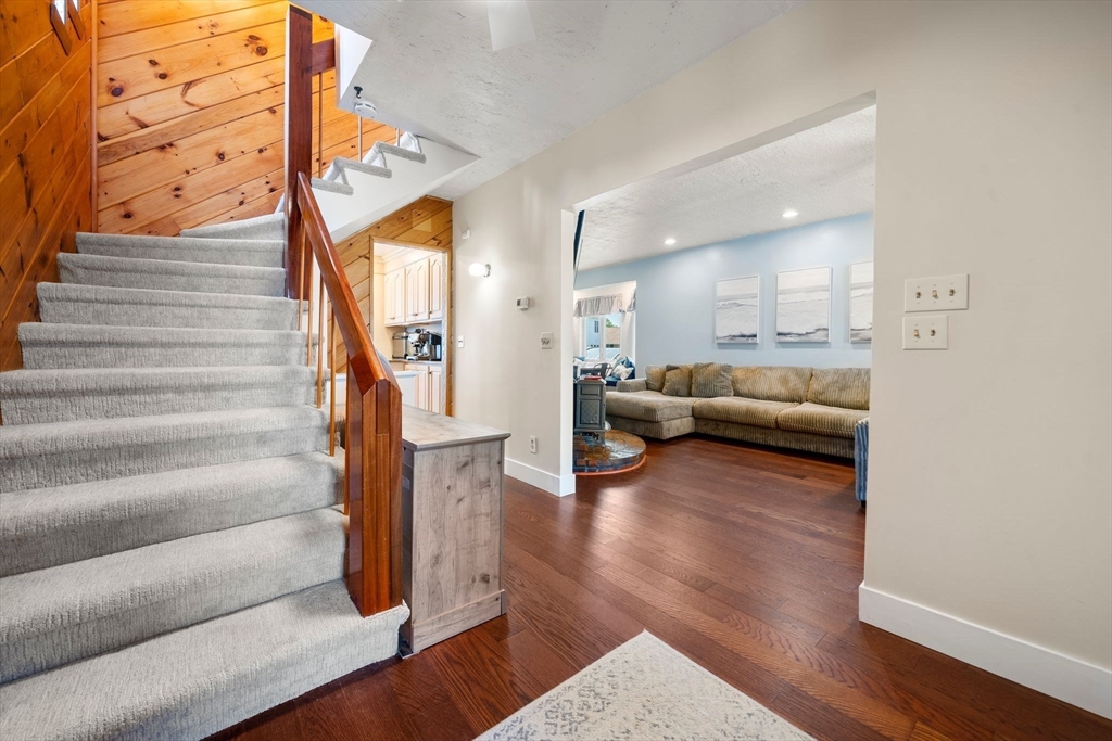 110 Draper Ave