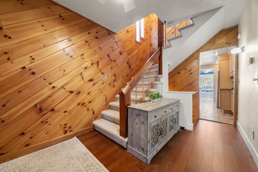 110 Draper Ave