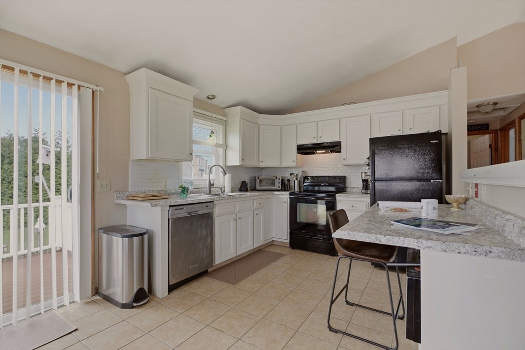 6 Musket Rd, Seekonk, MA, 6 Musket Rd, Seekonk, MA Photo #16