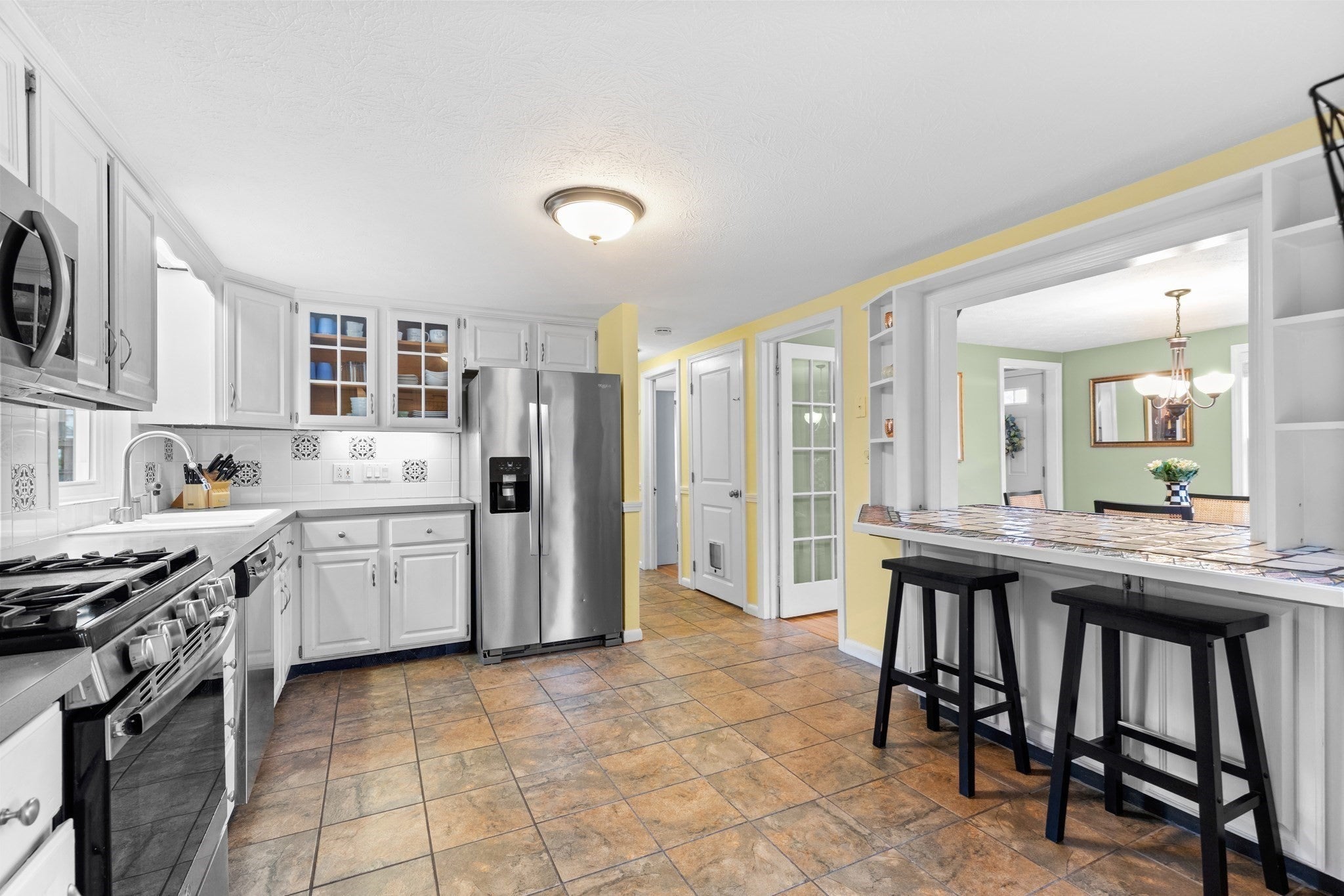 11 Marshview Dr, Marshfield, MA Photo #13