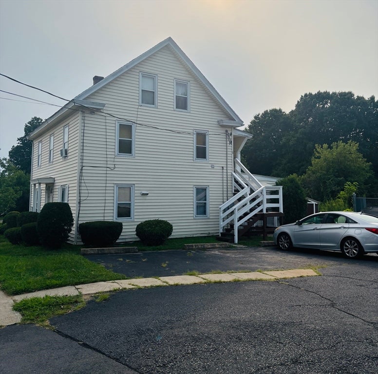 103 Sheridan St, Chicopee, MA, 103 Sheridan St, Chicopee, MA Photo #2