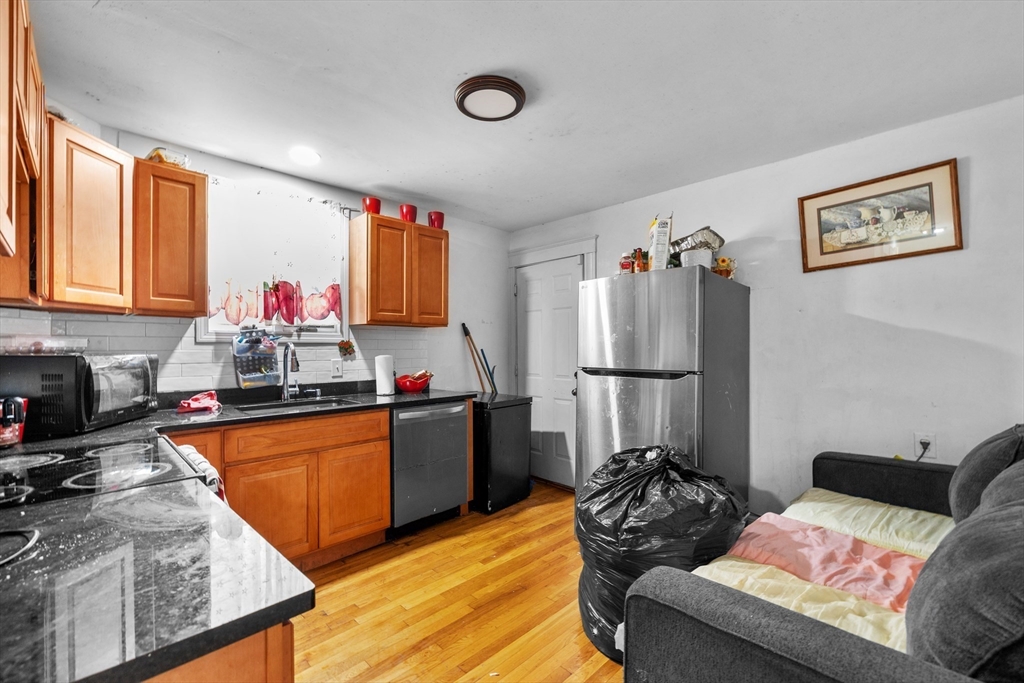 46 Theodore St
