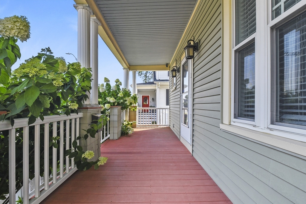 11 Huttleston Ave