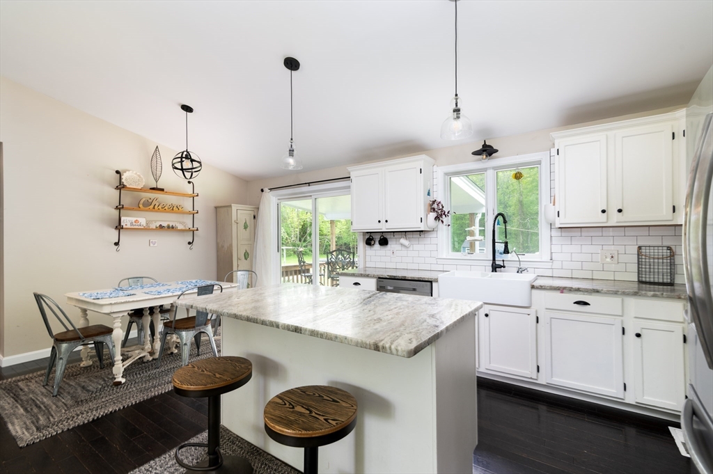 286 Narrow Ave