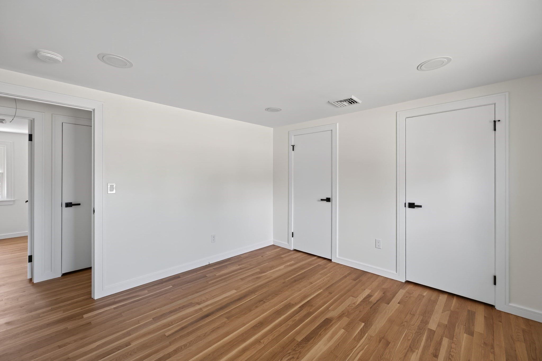 585 N Eastern Ave, Fall River, MA, 585 N Eastern Ave, Fall River, MA Photo #22