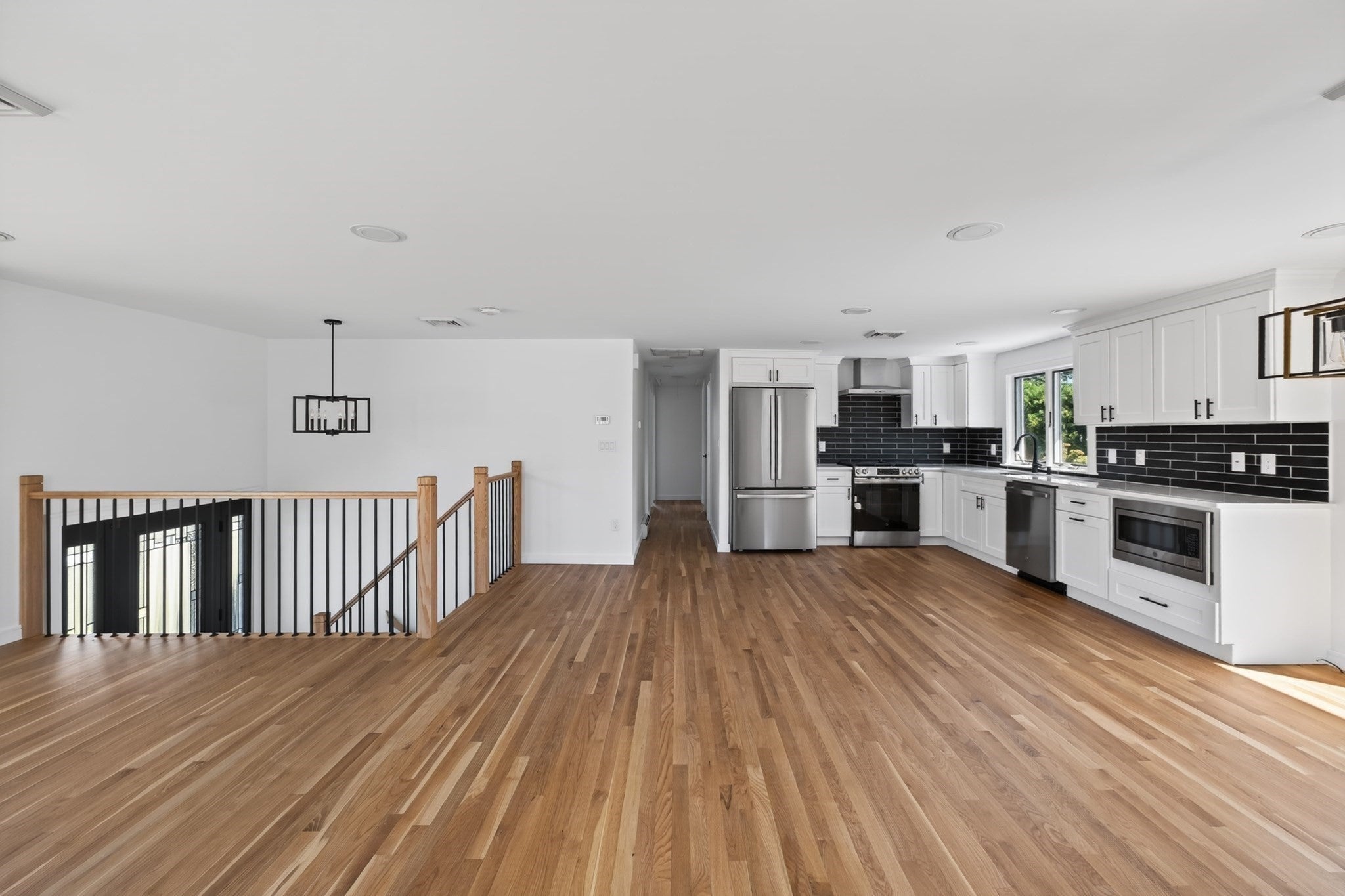 585 N Eastern Ave, Fall River, MA, 585 N Eastern Ave, Fall River, MA Photo #10