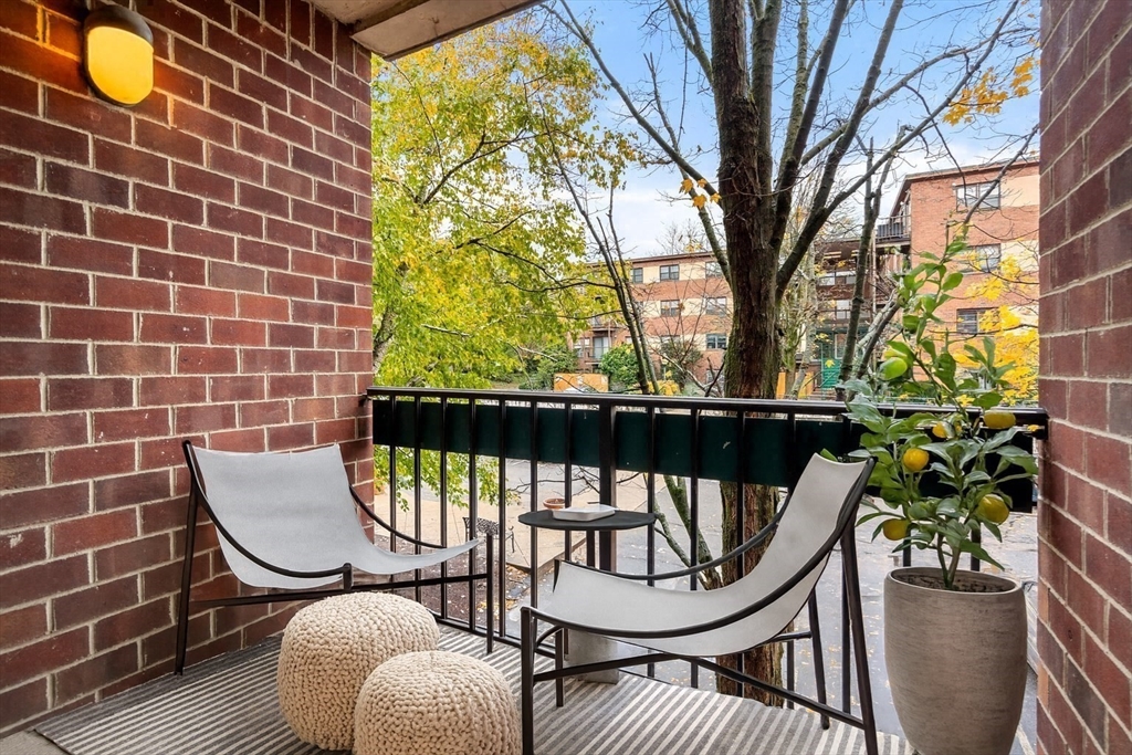 14 Heron Street 14-207