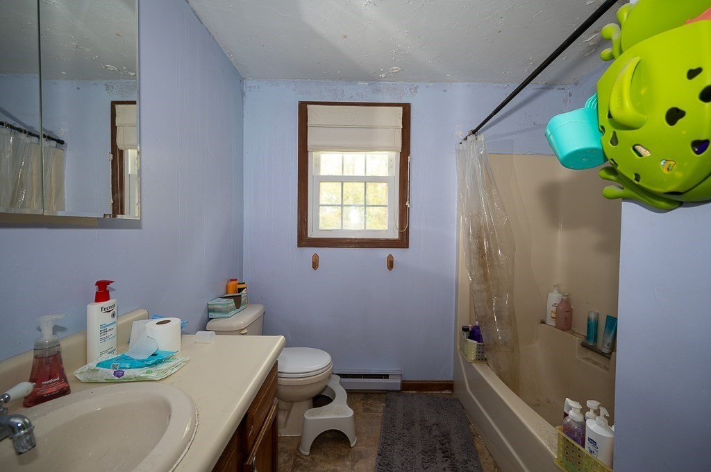 11 Plantation Rd #11, Oxford, MA Photo #19