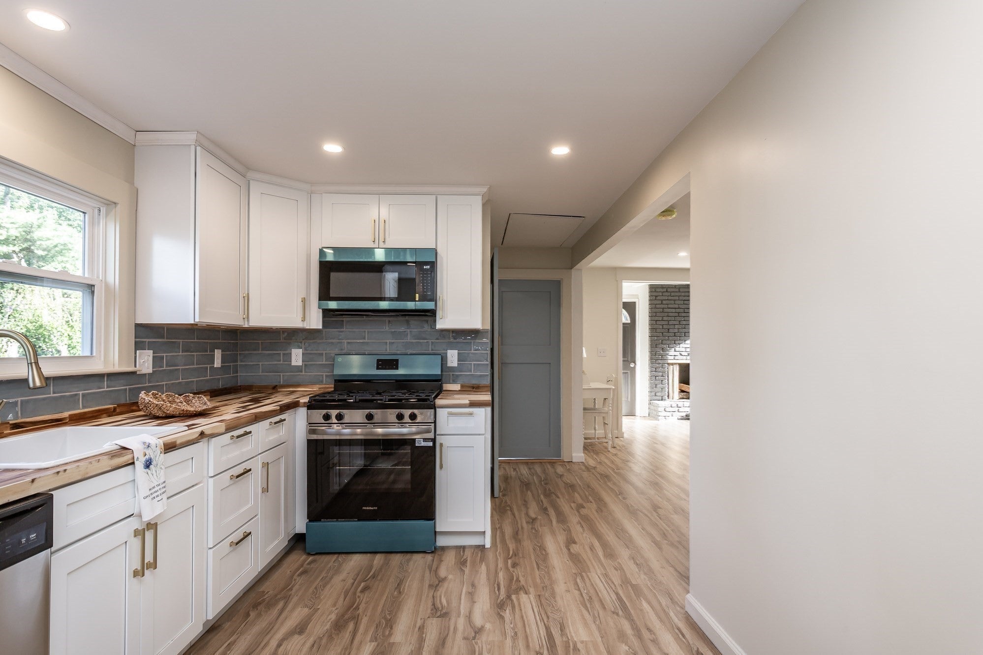 13 Datewood St, Wareham, MA Photo #15