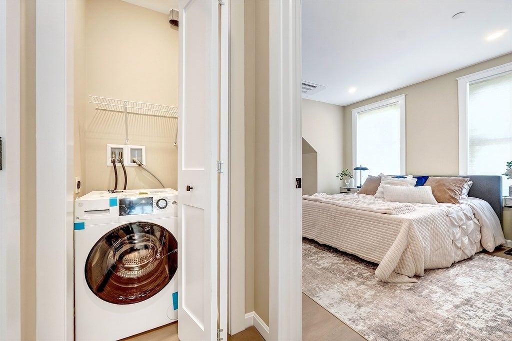 22 Pauline St #5, Winthrop, MA Photo #18