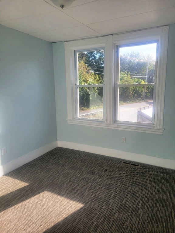 114 Hampson Street 1st Floor