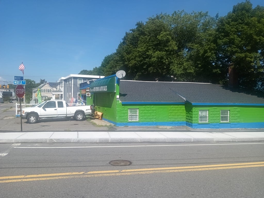 115 Whitney St