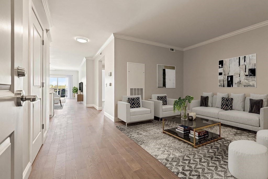 131 Eliot St 102