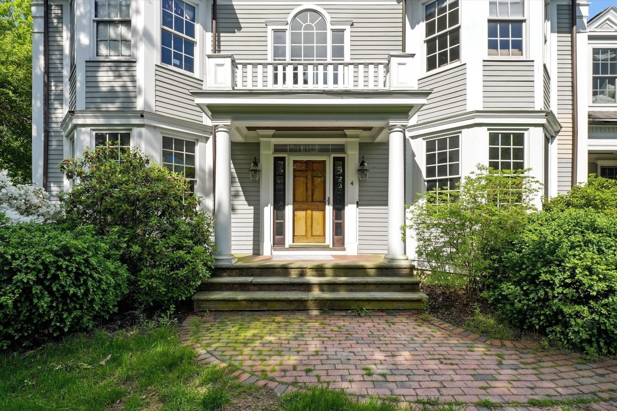 4 Knights Ct