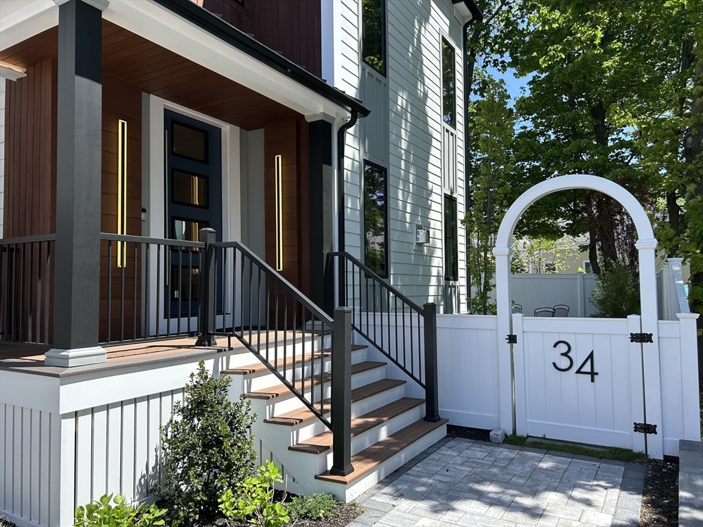 34 Lincoln St