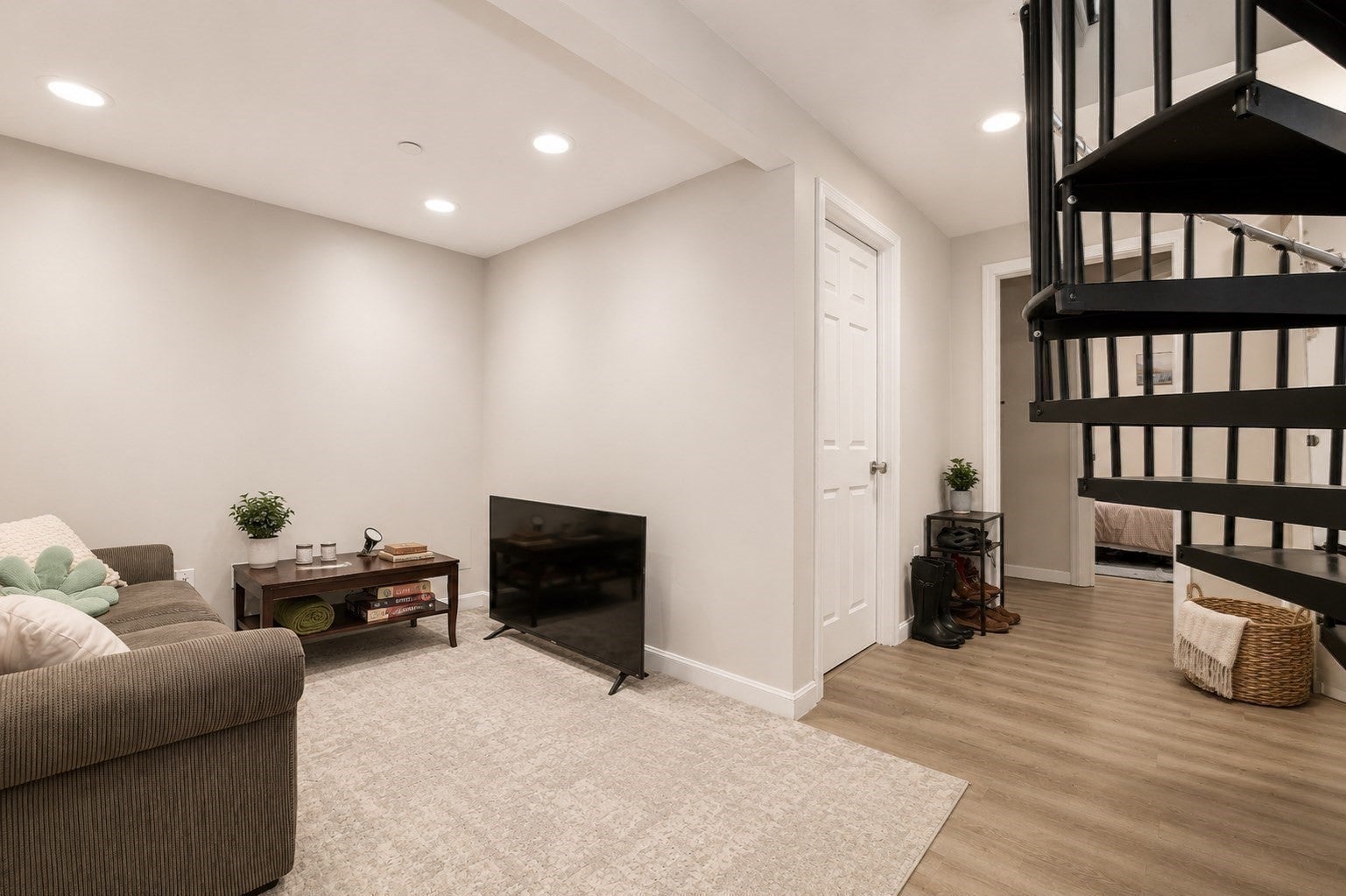 28 Cooper St #1, Boston, MA Photo #7