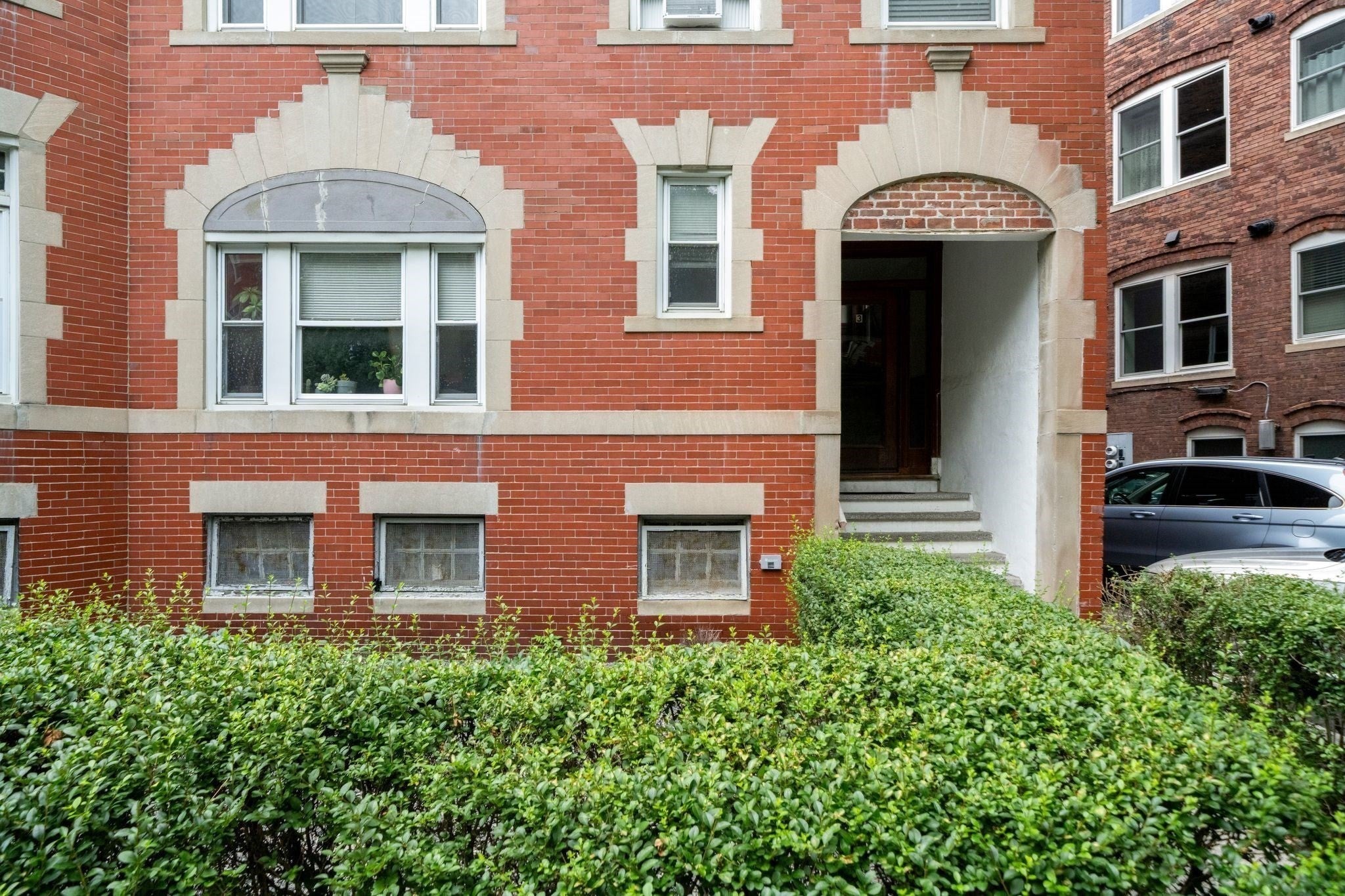 3 Strathmore Rd