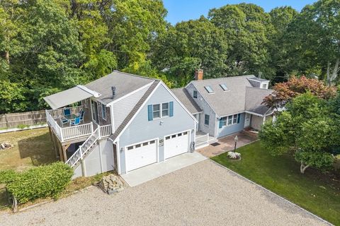 158 Lakeside Dr Barnstable MA 02648