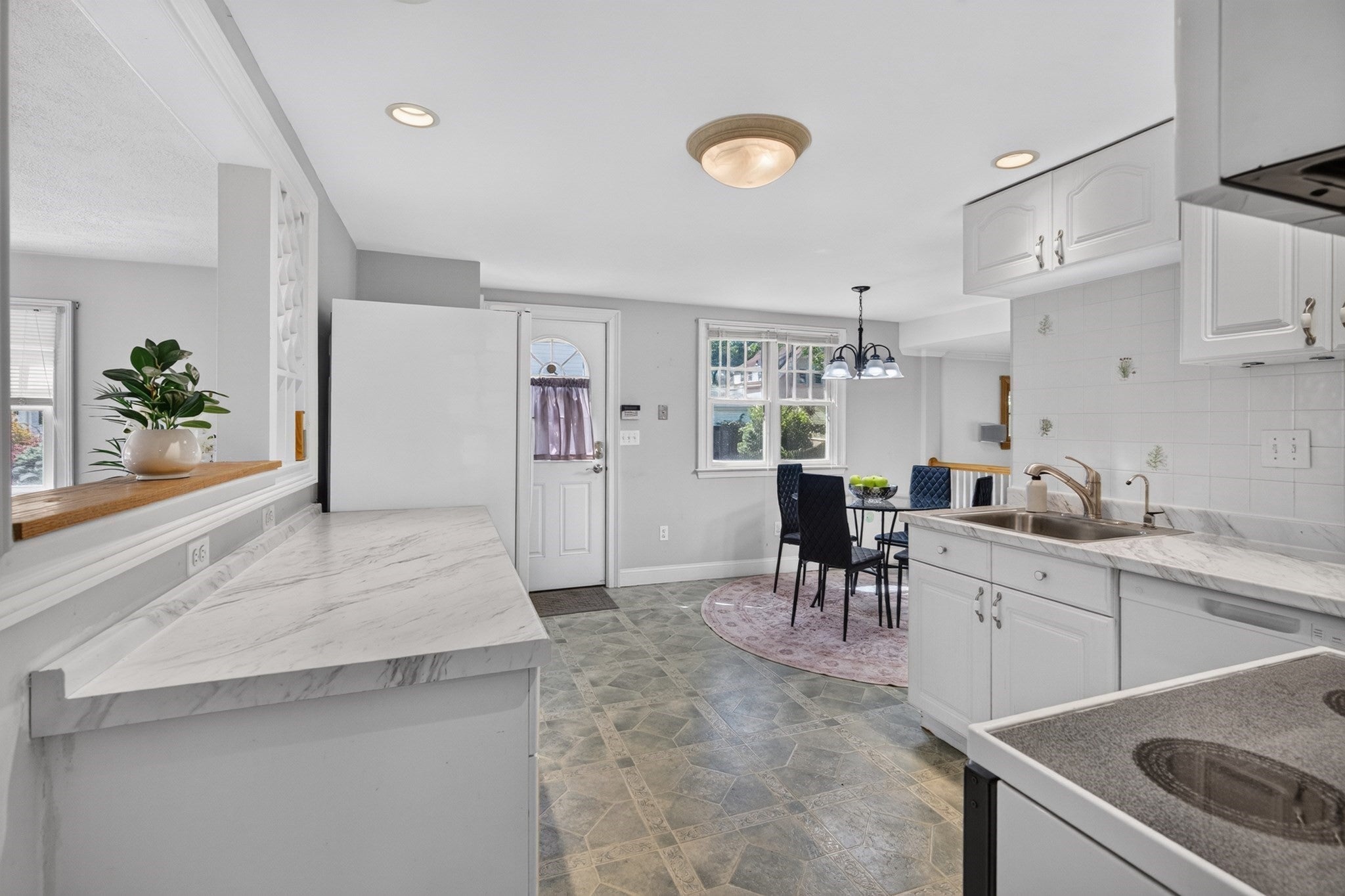 10 Stanton St, Saugus, MA, 10 Stanton St, Saugus, MA Photo #4
