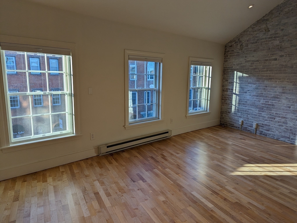 29 State Street 3rd floor, Newbury, MA Photo #9