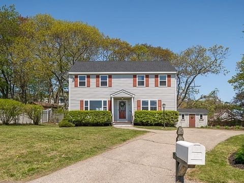 12 Crestview Terrace Gloucester MA 01930