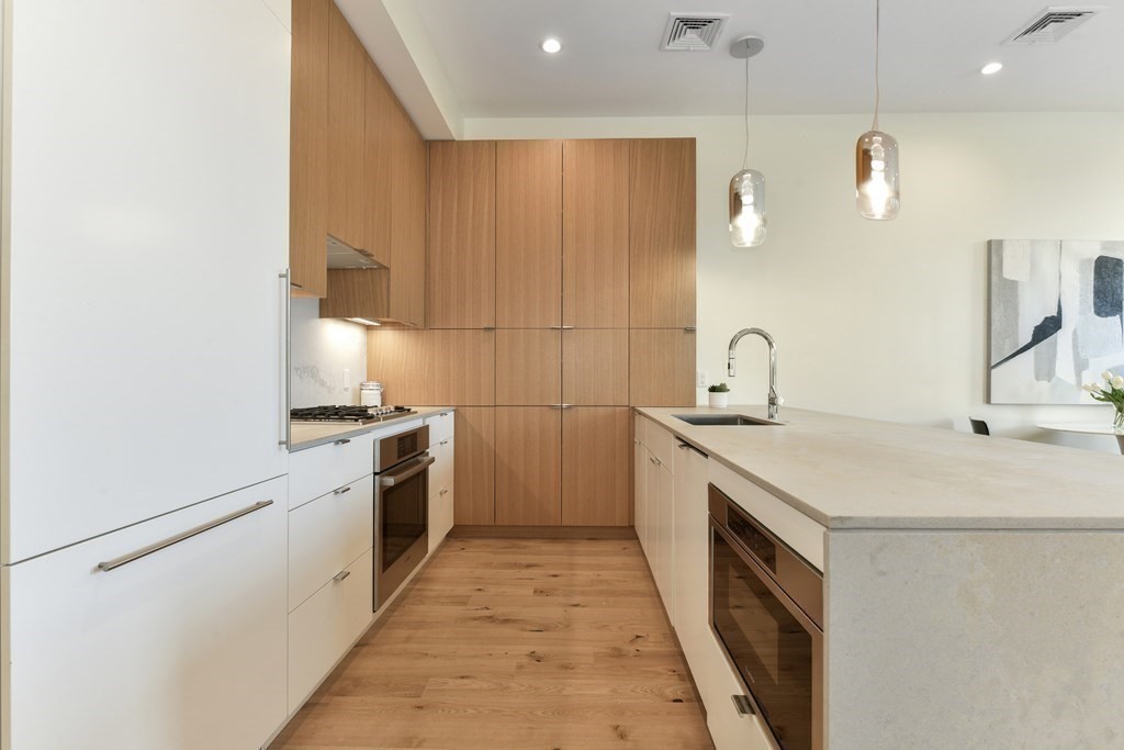 80 Terrace Street 501