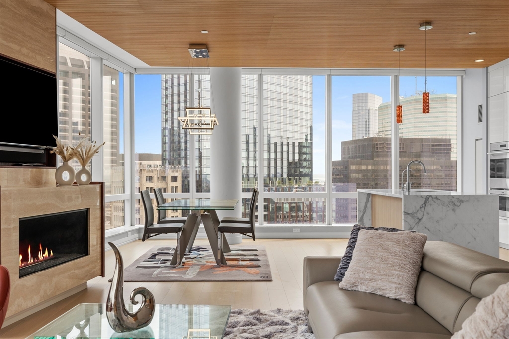 1 Franklin St 3808