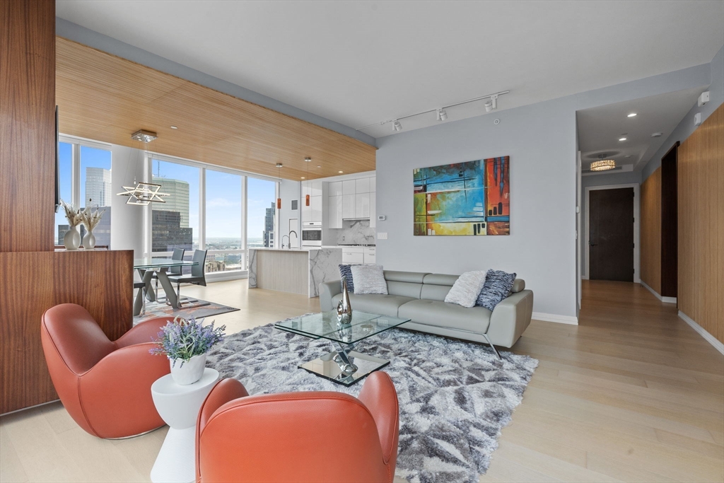 1 Franklin St 3808