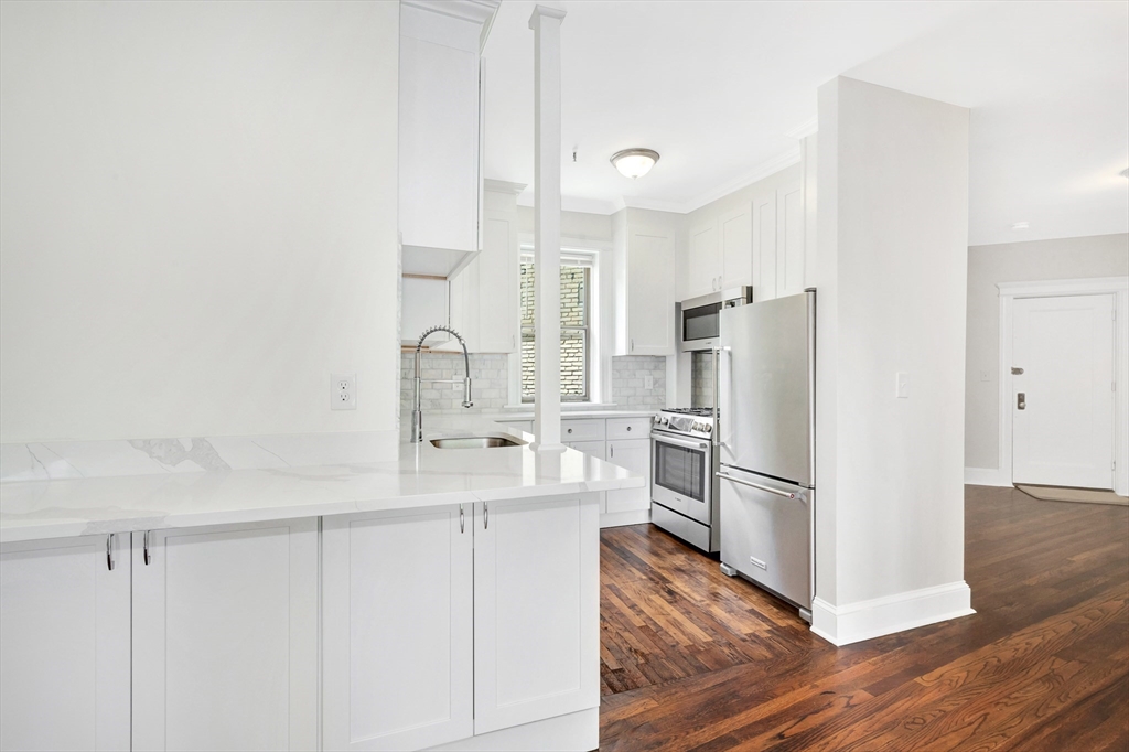 11 Park Dr 11-22