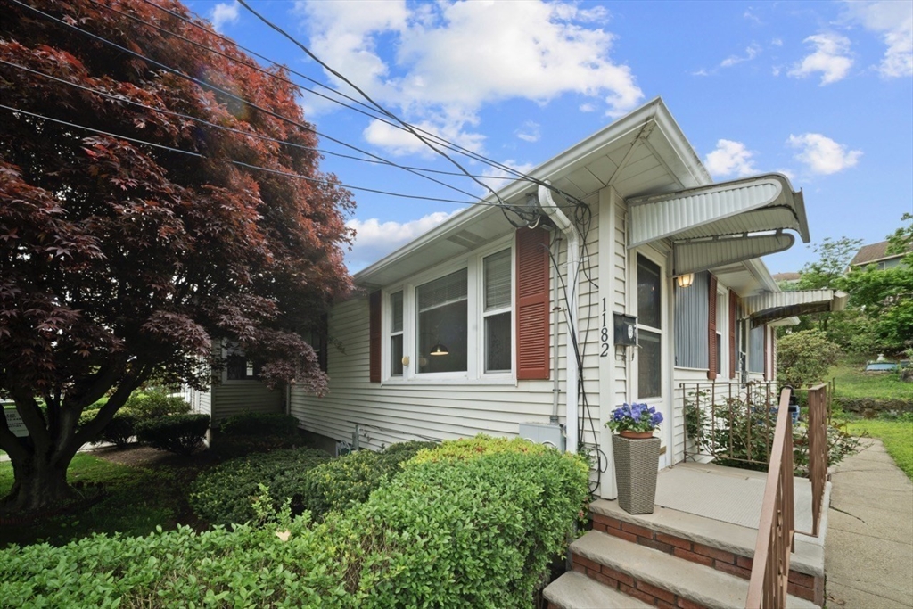 1180 Main Street #2, Waltham, MA Photo #25