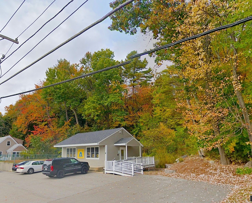 41 E Prescott St