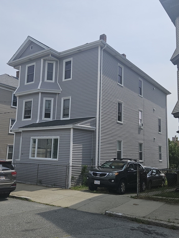 72 Huard St