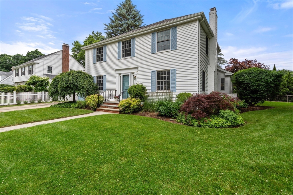 103 Randlett Park